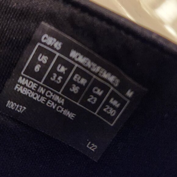 ROCKPORT "Vicky" Womens Leather Criss-Cross Ankle Boots. NIB. Size 6 - Picture 10 of 13